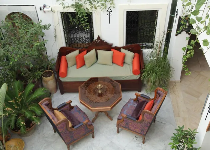El Patio Courtyard House